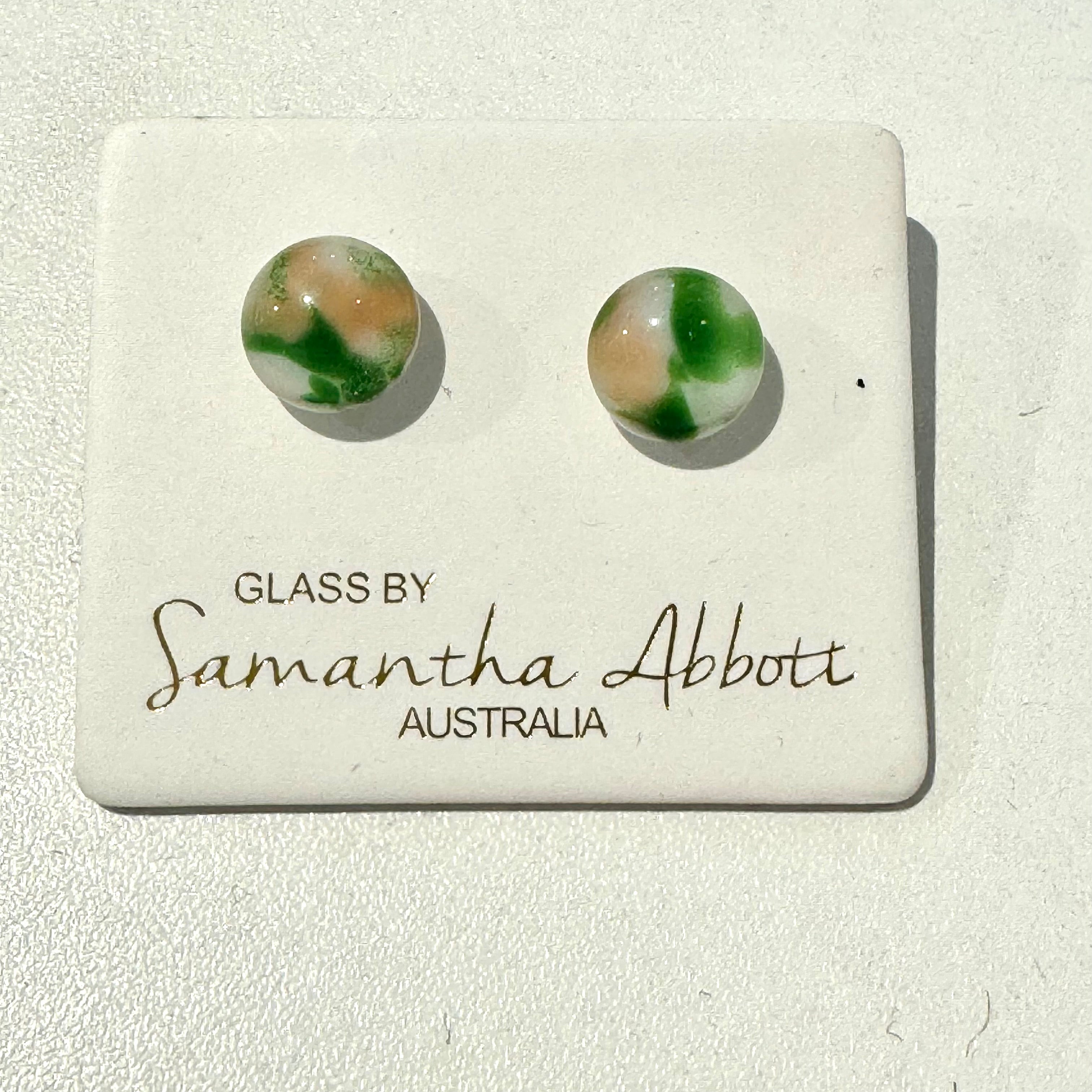 GLASS BY SAMANTHA ABBOTT