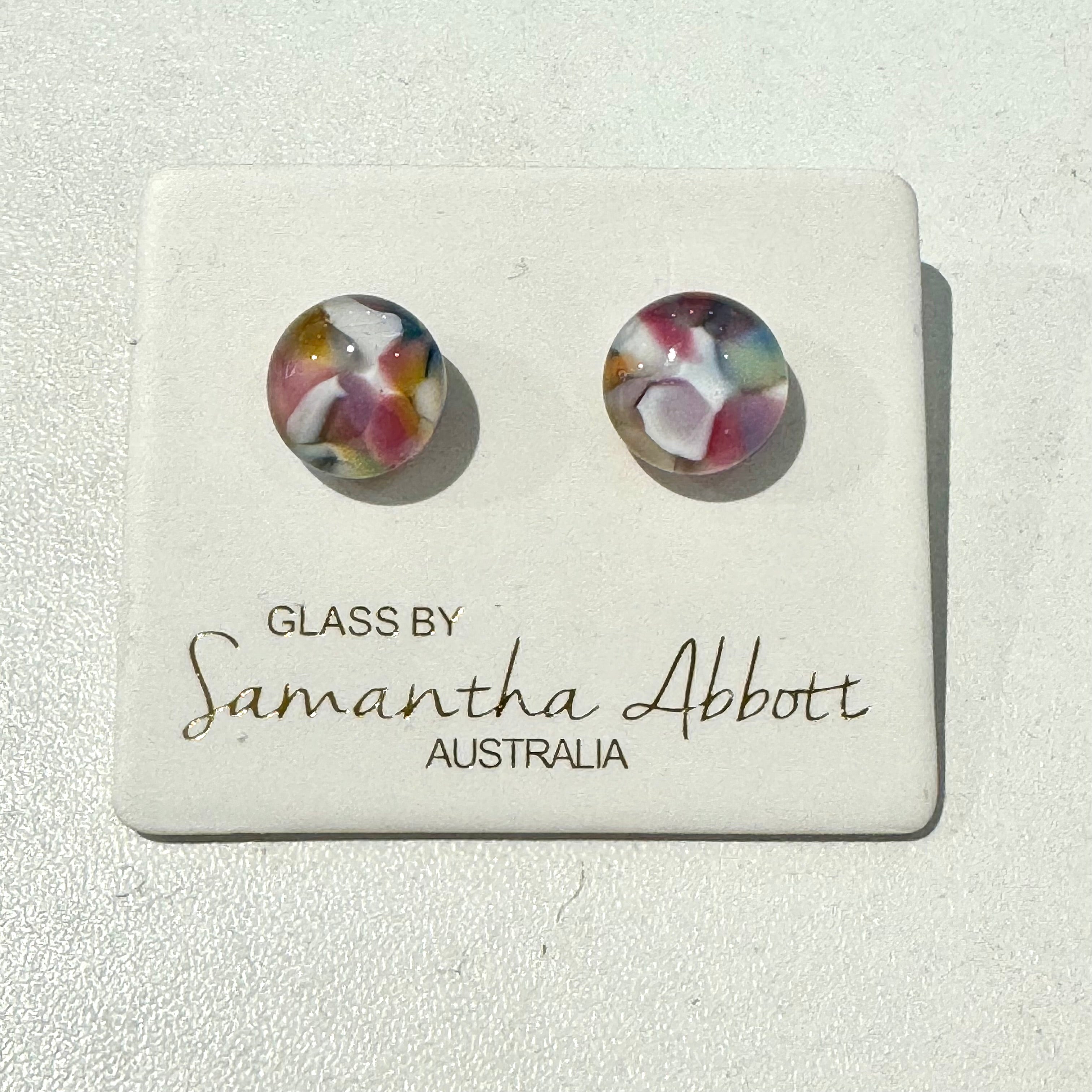 GLASS BY SAMANTHA ABBOTT