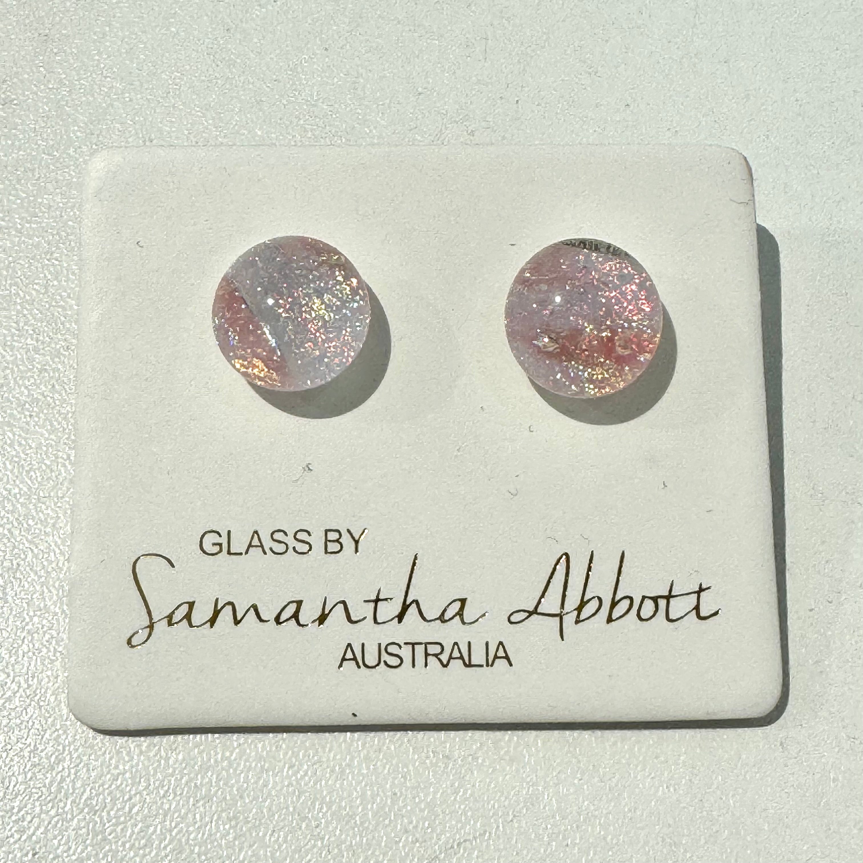 GLASS BY SAMANTHA ABBOTT