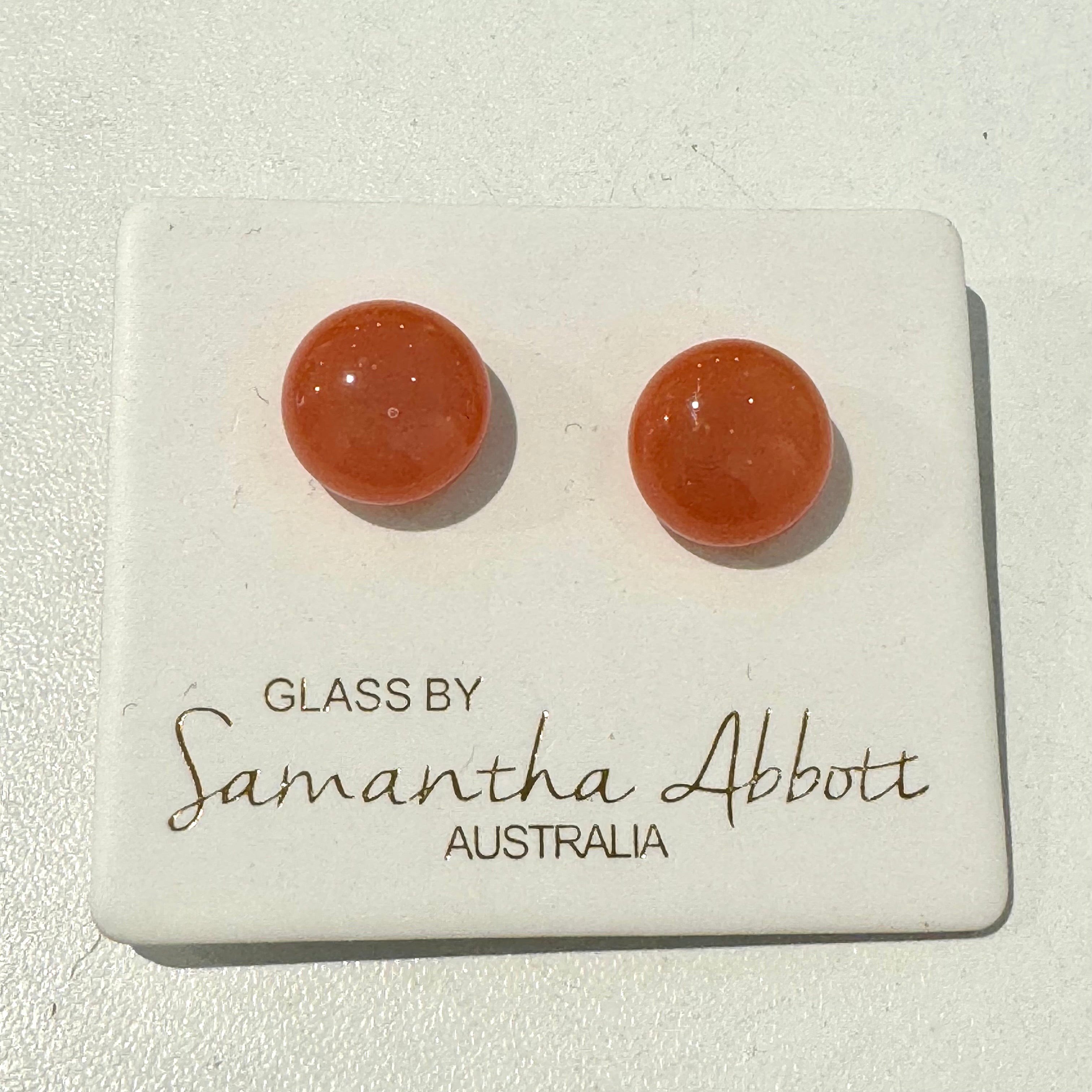 GLASS BY SAMANTHA ABBOTT