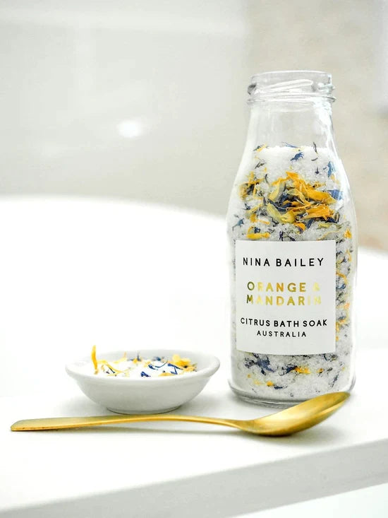 N I N A B A I L E Y  BOTANICAL MAGNESIUM BATH SOAKS 250G - ORANGE & MANDARIN